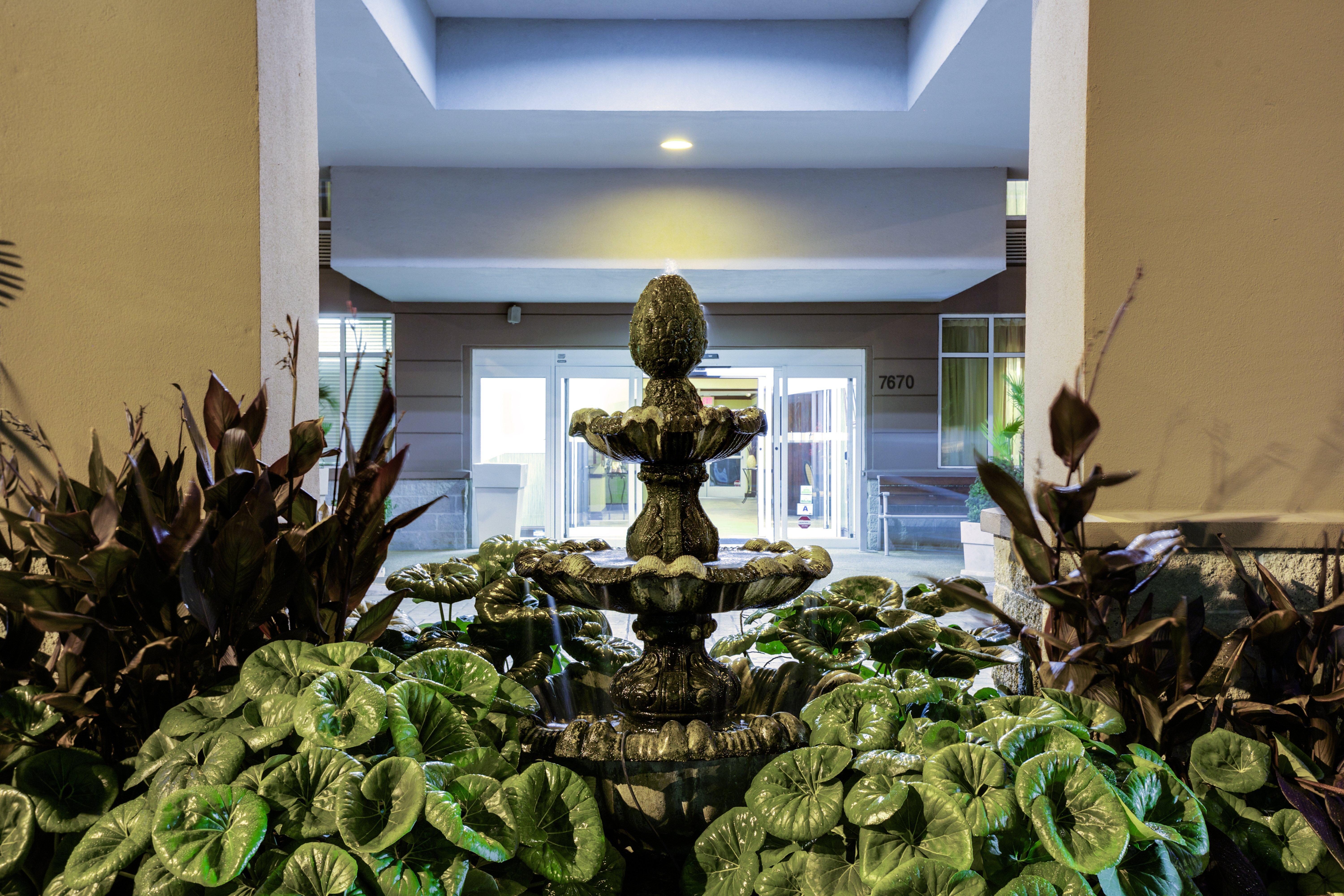 Holiday Inn Express Hotel & Suites Charleston-Ashley Phosphate By Ihg Норт-Чарлстон Екстер'єр фото