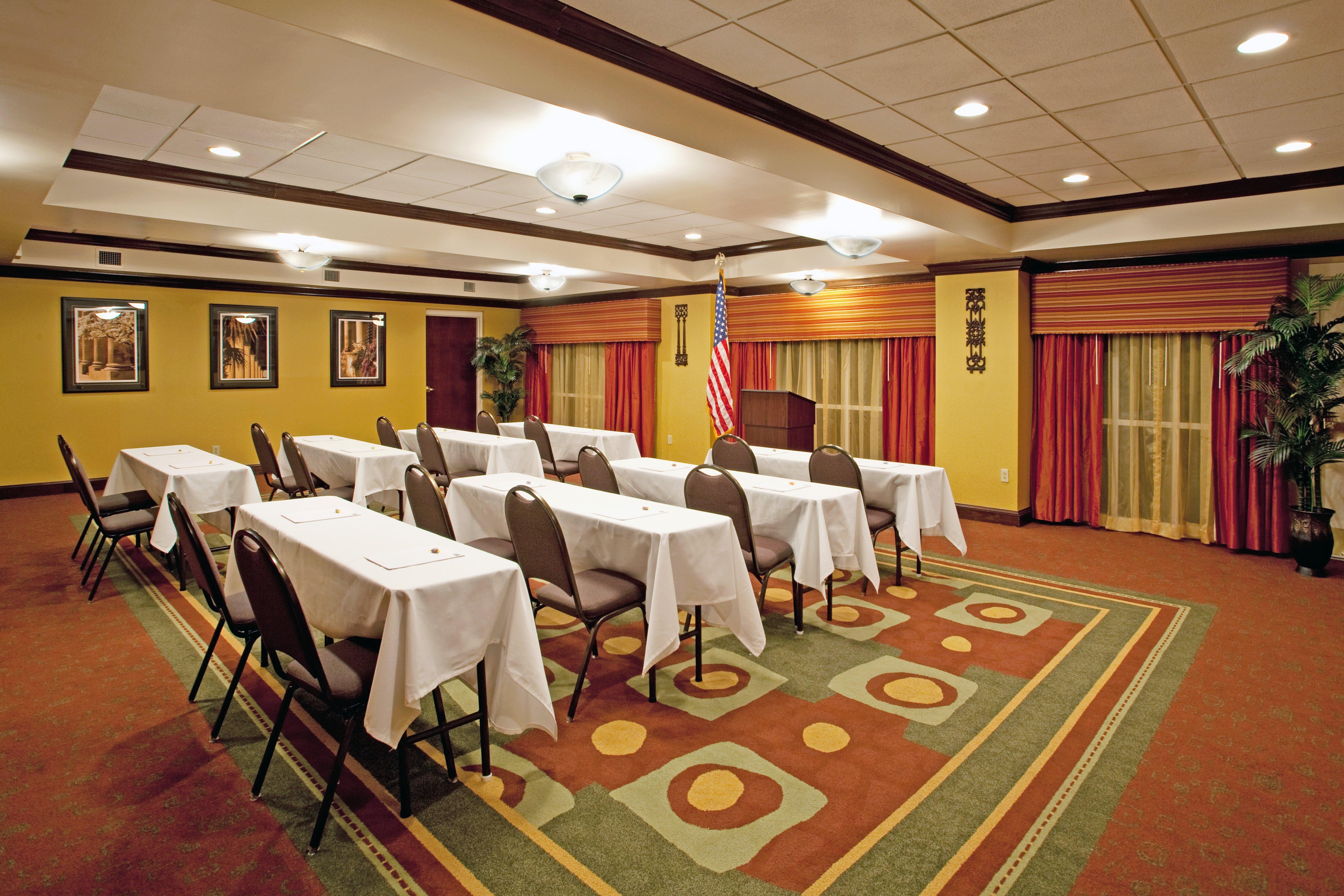 Holiday Inn Express Hotel & Suites Charleston-Ashley Phosphate By Ihg Норт-Чарлстон Екстер'єр фото