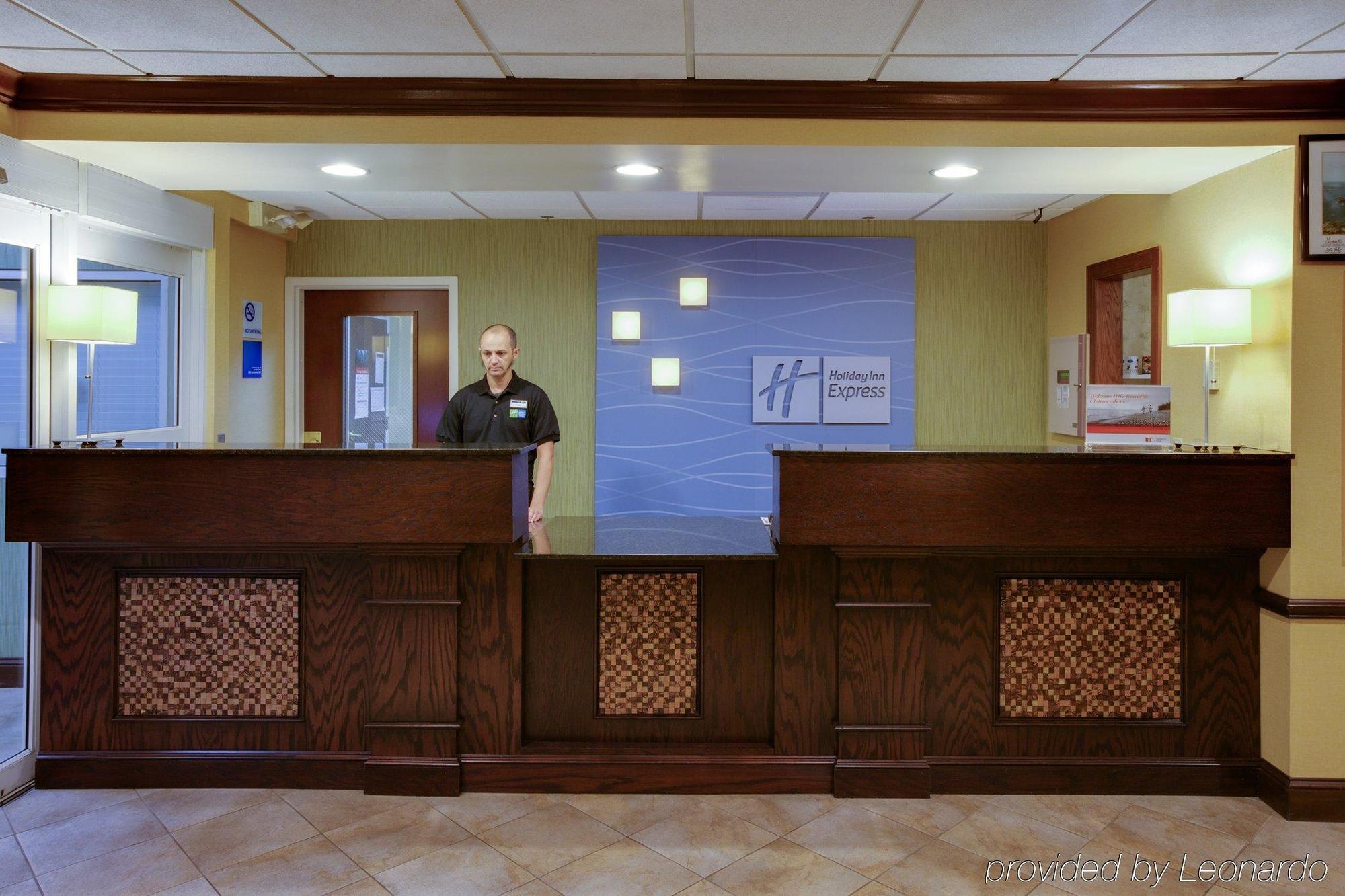 Holiday Inn Express Hotel & Suites Charleston-Ashley Phosphate By Ihg Норт-Чарлстон Екстер'єр фото