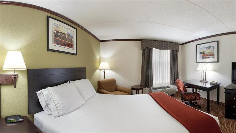 Holiday Inn Express Hotel & Suites Charleston-Ashley Phosphate By Ihg Норт-Чарлстон Екстер'єр фото
