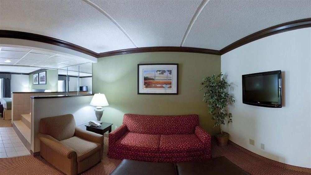 Holiday Inn Express Hotel & Suites Charleston-Ashley Phosphate By Ihg Норт-Чарлстон Екстер'єр фото